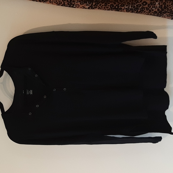 Aerie Oversized Ribbed Henley - Picture 4 of 8